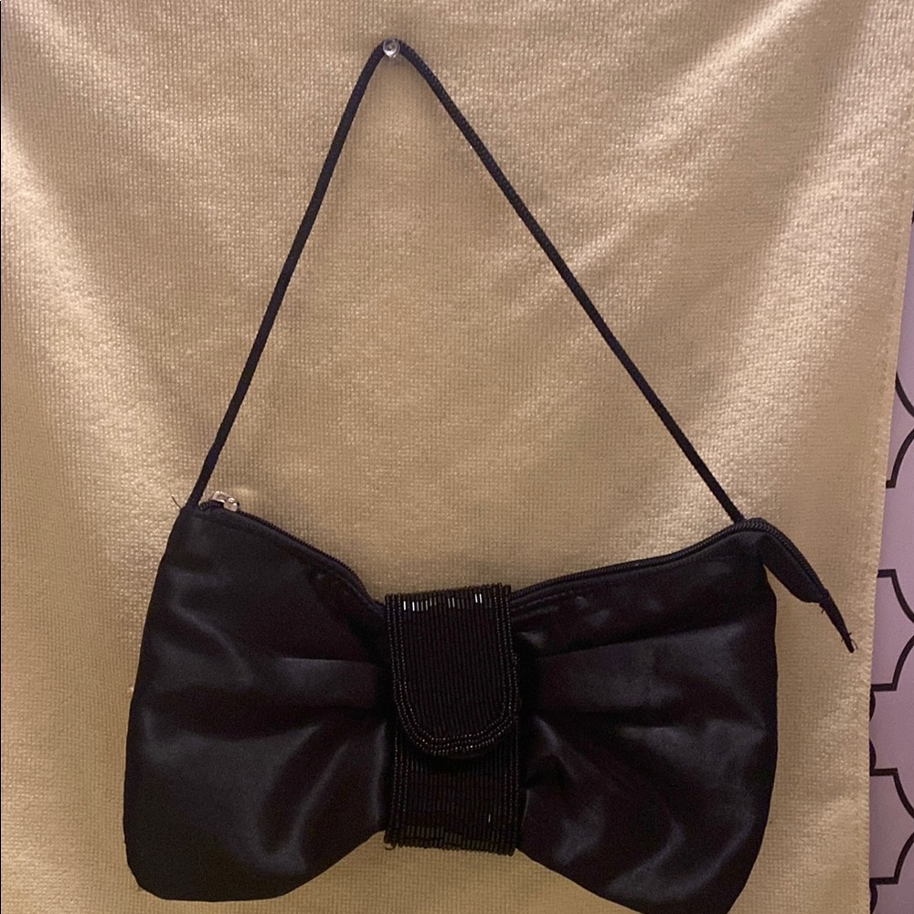 Elegant Black Bow Clutch